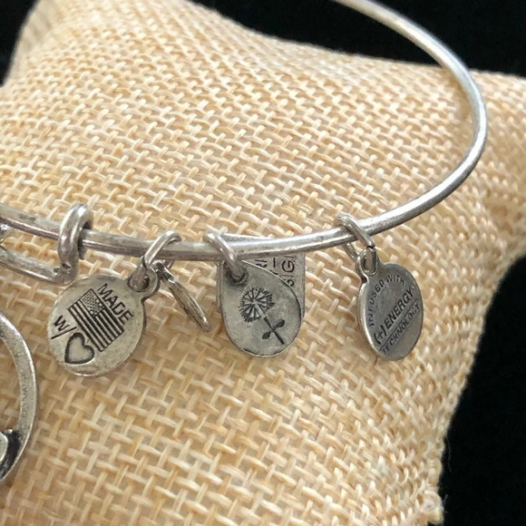 Alex & Ani Silver Golf Charm Bracelet 18th Hole - Picture 3 of 5